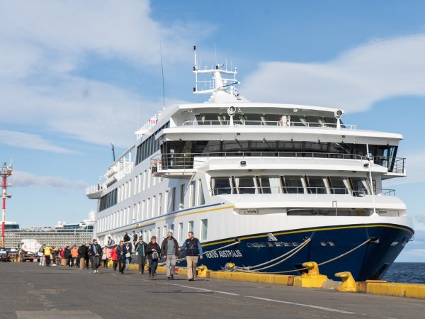 Con un aumento proyectado de un 16% en pasajeros, este sábado comienza la temporada de cruceros 2024-2025 en Magallanes