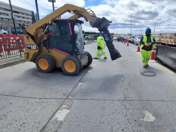 Aguas Magallanes informa cierre temporal de calzada en Avenida Frei