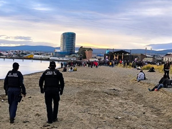 Autoridad marítima de Punta Arenas refuerza medidas de autocuidado para la comunidad en el borde costero