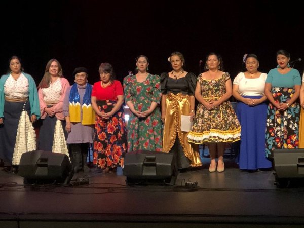 Quince voces rinden homenaje a la cantora chilena en Magallanes