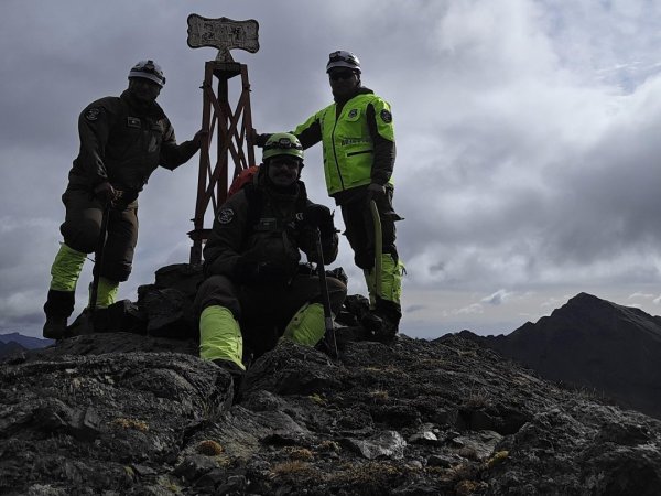 Soberanía en Terreno: Carabineros concreta inédita travesía hasta el hito XXI en Tierra del Fuego