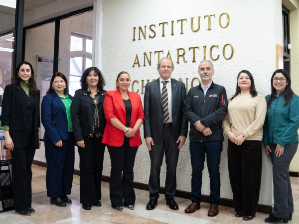 Inach y Senda sellan alianza para instalar cultura preventiva en el trabajo