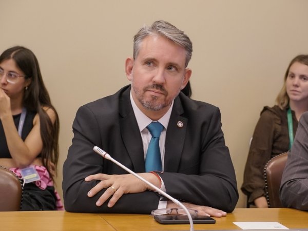 Diputado Alejandro Riquelme (PRep) respalda proyecto “Escuelas Protegidas” y advierte: “No debe haber beneficios del Estado para estudiantes que cometan delitos”