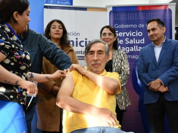 Autoridades regionales refuerzan llamado a vacunación invierno 2026 en punto extramural de ips-chileatiende