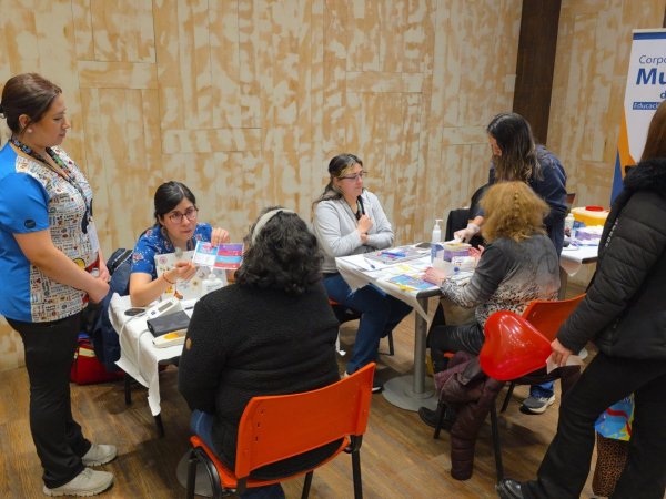 Mes del Corazón: feria de salud acercó controles preventivos y promovió el autocuidado en la comunidad