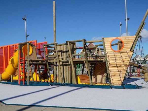 Municipio finaliza obras de la Plaza Cívica Archipiélago de Chiloé