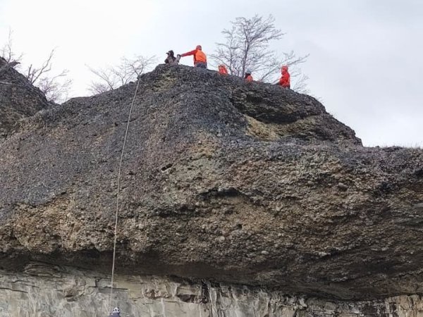 Exitosa jornada de seguridad en montaña fortalece la preparación turística de Puerto Natales