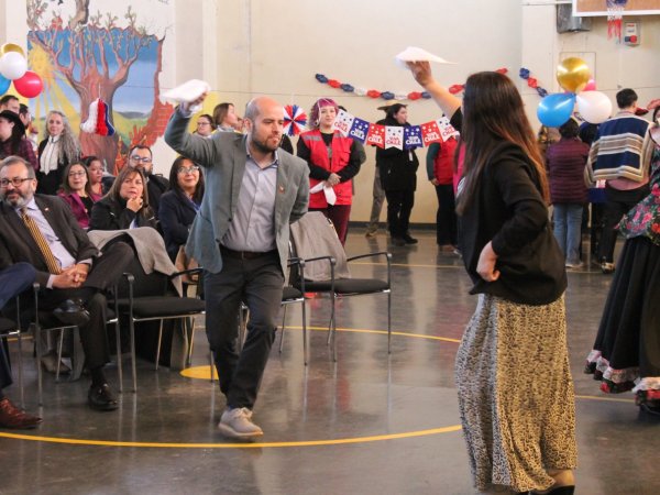 “Tradición y nuevas oportunidades: jóvenes en reinserción celebran las Fiestas Patrias”