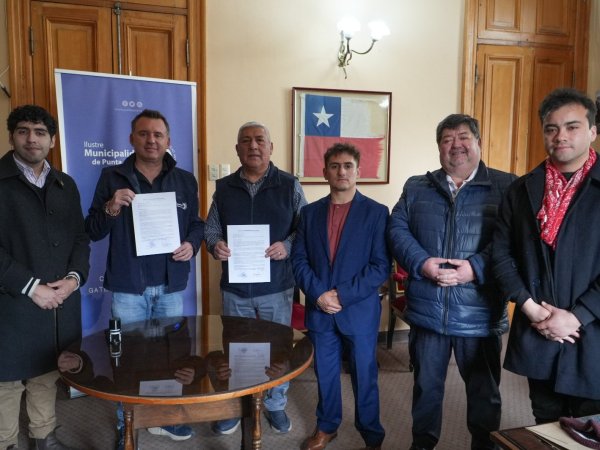 Alcalde Radonich fortalece vínculos con autoridades de Chiloé en cierre de conmemoraciones