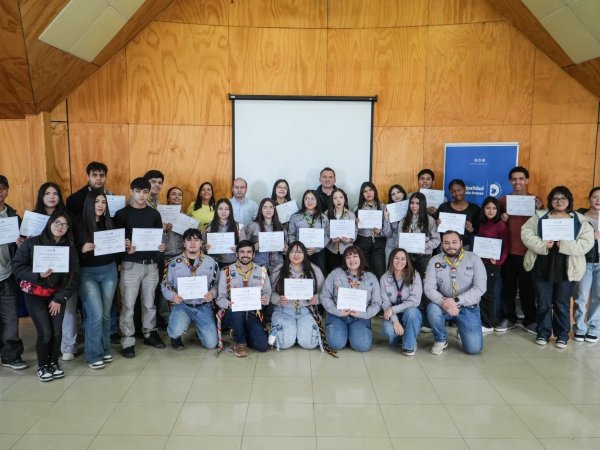 Municipio certifica a 28 participantes de taller de lengua de señas