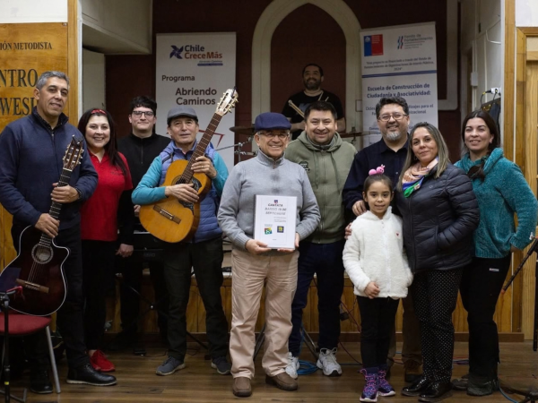 La Cantata del Barrio 18 de Septiembre en la Biblioteca Municipal Nº 114 de Punta Arenas