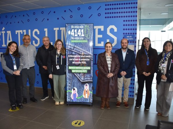 Seremi de Salud y Deporte impulsan difusión de la línea de prevención del suicidio *4141 en recintos deportivos de Punta Arenas