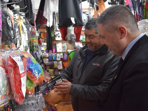 Seremi de Salud intensifica fiscalizaciones de disfraces, juguetes y accesorios ante próxima celebración de halloween