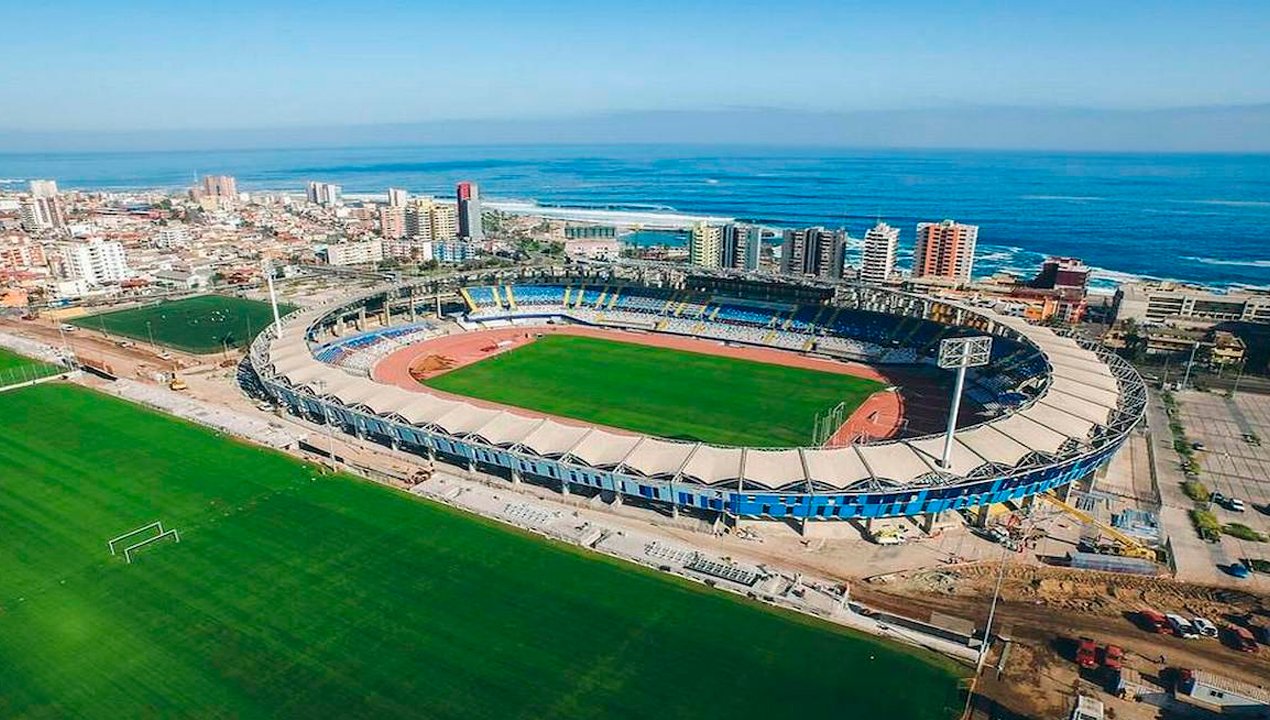 /acusan-que-deportes-antofagasta-debe-200-millones-de-pesos-por-uso-de-estadio-municipal