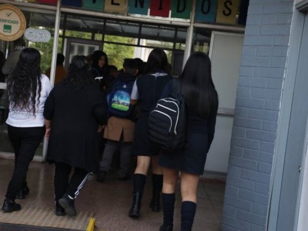 Ley de Convivencia Escolar queda lista para promulgarse y refuerza medidas de seguridad en establecimientos