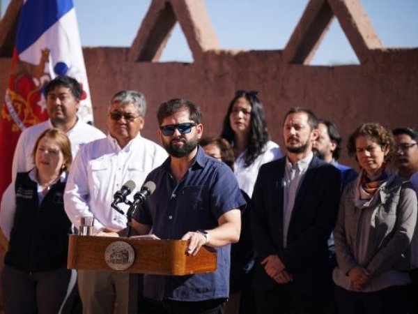 Presidente Boric llamó a comunidades y al futuro gobierno de Kast respetar avances de la Estrategia Nacional del Litio