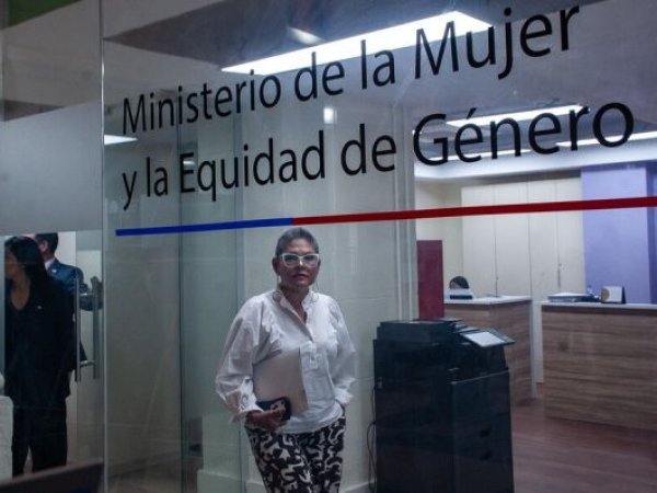 Gobierno confirmó una “pausa” en la remoción de Priscilla Carrasco como directora del SernamEG